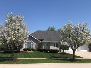 22029 Emily Ln, Frankfort, IL 60423
