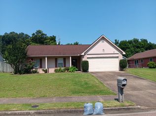 4477 Bishop Hills Dr, Memphis, TN 38128