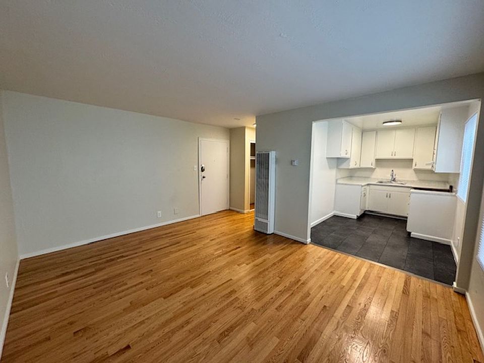 1st image of 3571 16th St APT 3