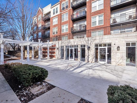 4th image of 7757 Van Buren St #204