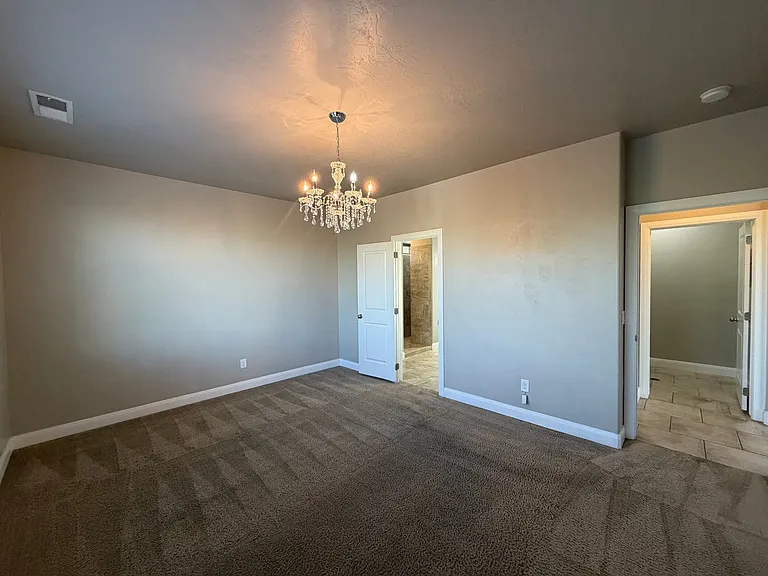 469 E Barcelona Dr — Photo 11