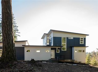 400 Sequoia Grove Dr, Woodland, WA 98674