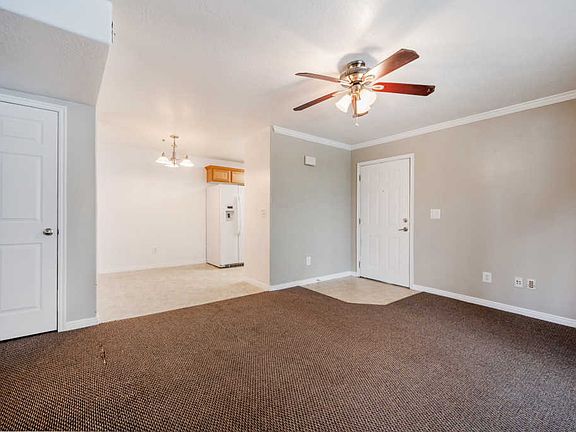 4th image of 1582 W Westbury Way N #C