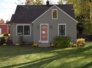 146 E 40th St, Holland, MI 49423