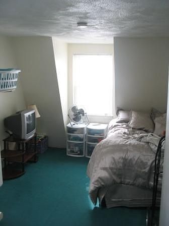 2nd image of 400 Tremont St