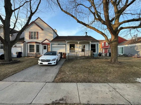 754 Lippert Ln, Glendale Hts, IL 60139
