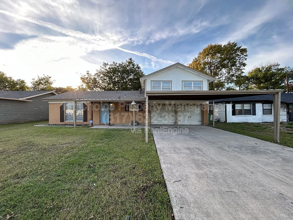 Building Photo - 4209 Haltom Rd