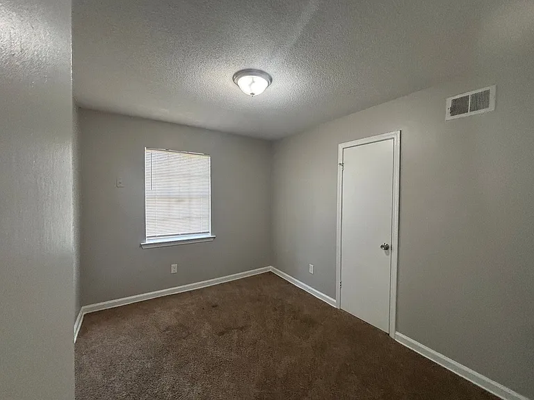 5203 Black Diamond Cv — Photo 27