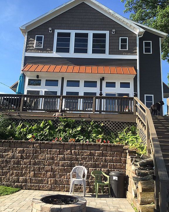 1st image of 7151 Peninsula Dr NE