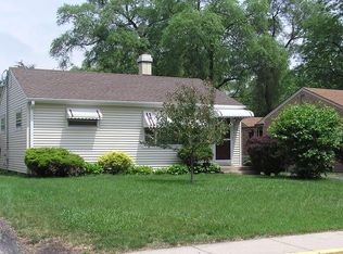 816 Hastings St, Elgin, IL 60120