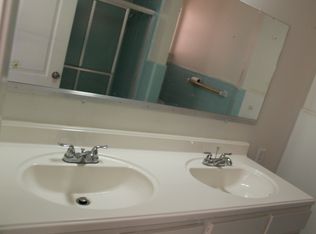 2549 Garden Rd, Pearland, TX 77581