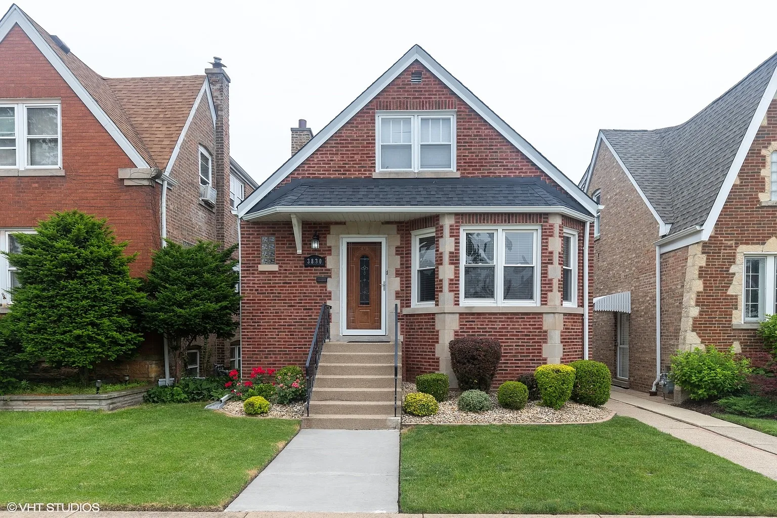 3830 Euclid Ave photo 1