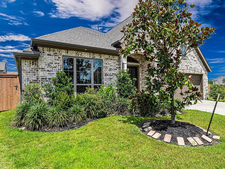 7327 Camden Crestwood Way — Photo 3