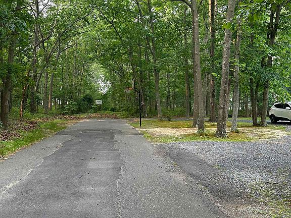 4th image of Poplar Ave