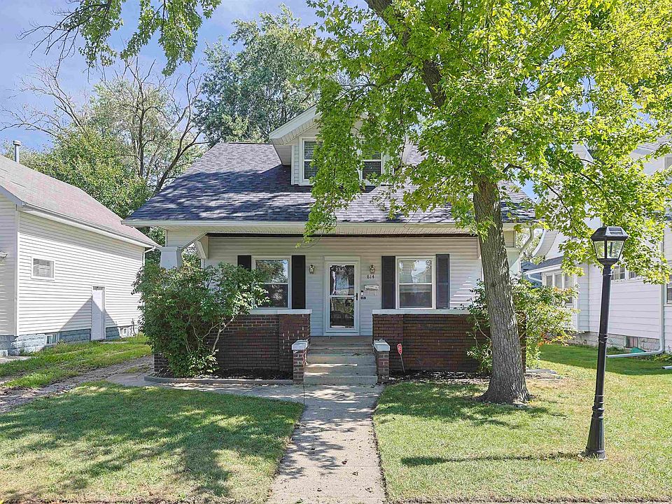 1st image of 814 S 33rd St
