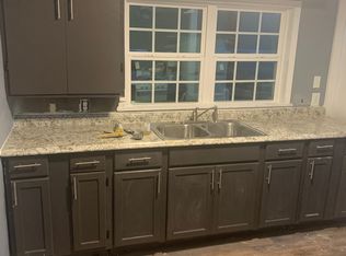 805 Phoenix Sq APT B, Hammond, LA 70403