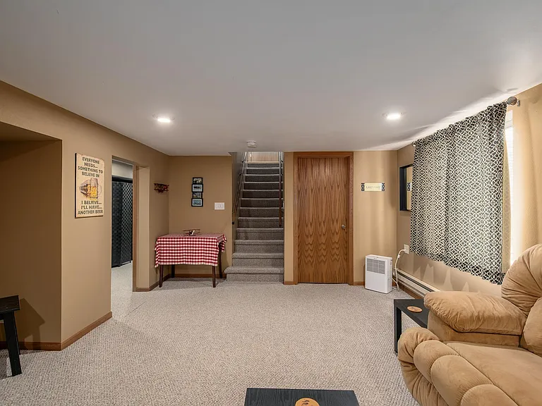 1357 W 18th Ave — Photo 13