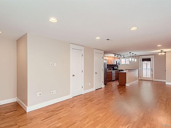 4th image of 195 S Pennsylvania Street #206