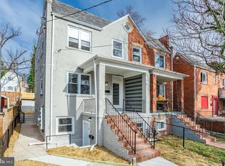 536 Oakwood St SE, Washington, DC
