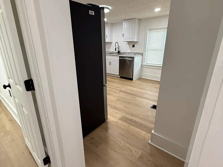 221 Charlotte St NW #2 — Photo 18