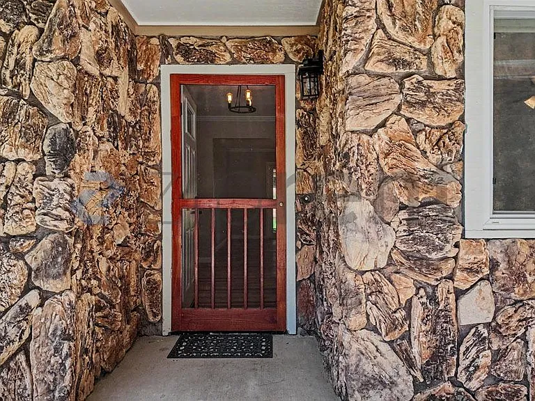 17068 Vintage Dr — Photo 13
