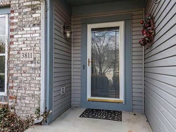 5th image of 3811 Stonesthrow Ln