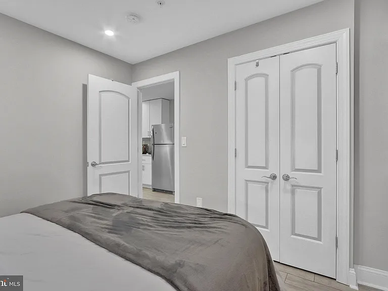 1167 Morse St NE #B1 — Photo 15