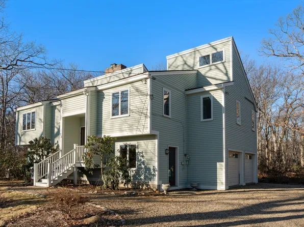 32 Haven Ave, Rockport, MA 01966