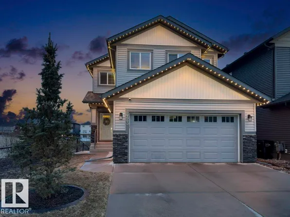 2423 16th Ave NW, Edmonton, AB T6T 2B7
