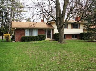 5407 Antoinette Dr, Grand Blanc, MI 48439
