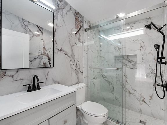 3rd image of 1150 N Kirby St #59