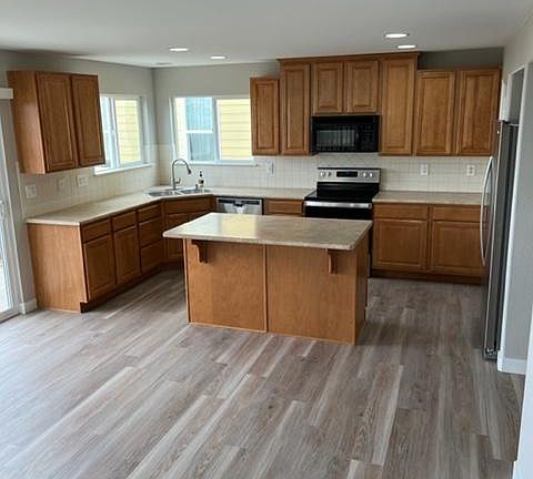 Open Kitchen with Large eating area