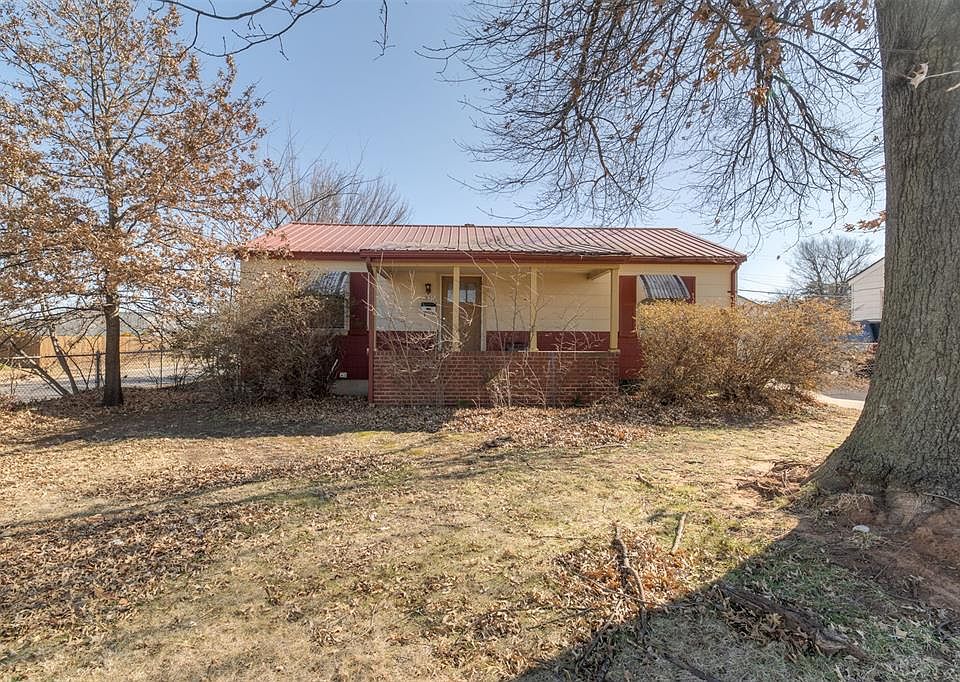1st image of 1820 Sandra Dr