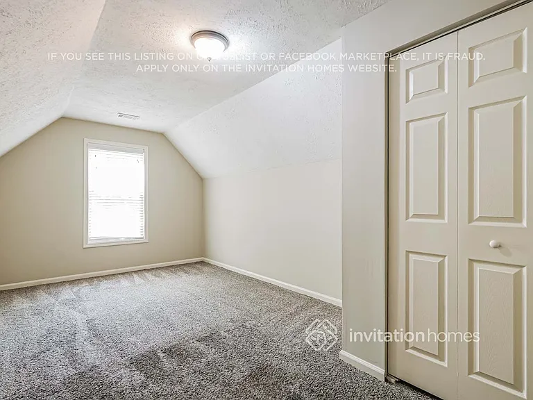 2604 Carolina Ct — Photo 15