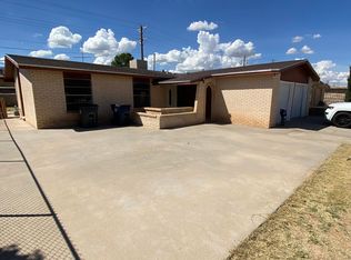 9976 Genie Dr, El Paso, TX 79924