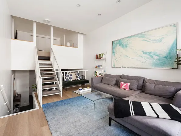 77 Bleecker St APT 822, New York, NY 10012