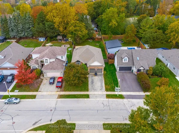 86 York St E, Centre Wellington, ON N0B 1S0
