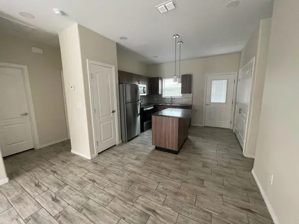 2405 N Fulton St #3, Edinburg, TX 78541