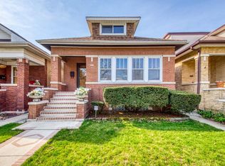 5415 W Berenice Ave, Chicago, IL 60641
