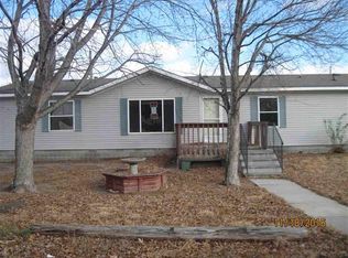 431 Cherokee Ave, Grand Island, NE 68803