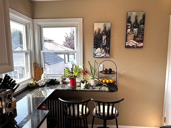 4th image of 2312 Maple Street