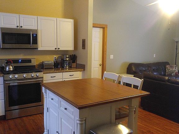 Kitchen (renovated in 2018)