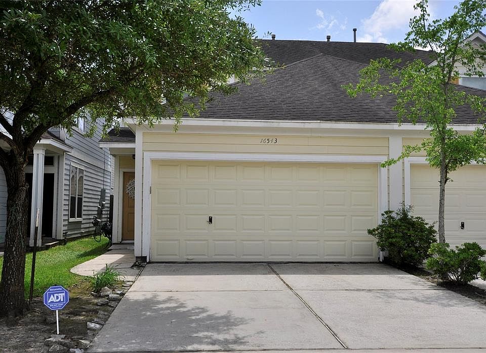 1st image of 16543 Pentonshire Ln