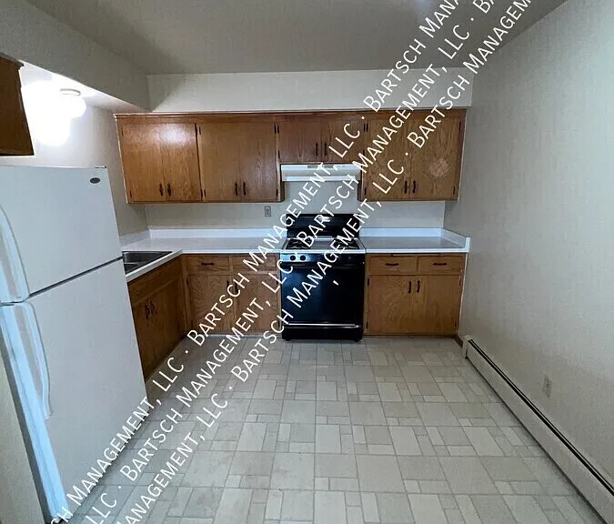 N143W6413 Layton St #6 — Photo 3