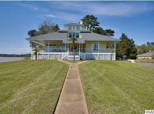 13641 Country Club Dr, Northport, AL 35475