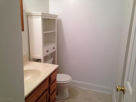 5th image of 1209 W Ottawa St #1