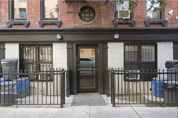 Rented by Compass | media 13