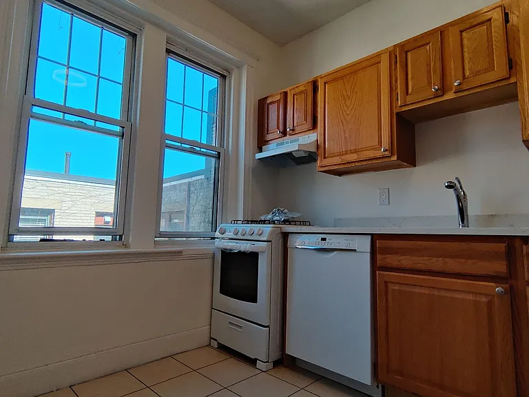 25 Mount Hood Rd #3 — Photo 7