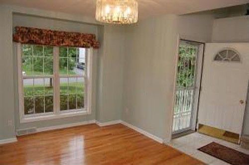 5th image of 35 Archer Dr