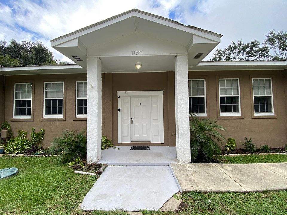 1st image of 11921 Woodland Ave #B